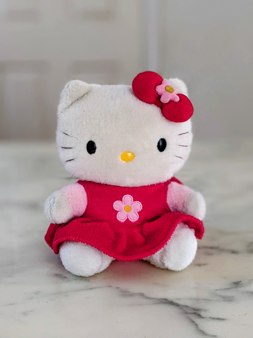 Vintage 2000 Hello Kitty Pink/White/Red Plush Doll (7") - Sanrio Collectible.